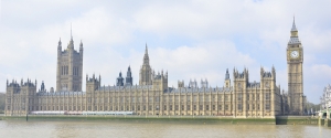 템즈강(River Thames) 건너편에서 바라본 웨스트민스터 궁전(Palace of Westminster). (애니 리)
