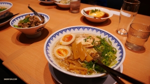 5번째 마지막 식사로 하루 여행을 마무리하며. (Photo by Ben Chen)